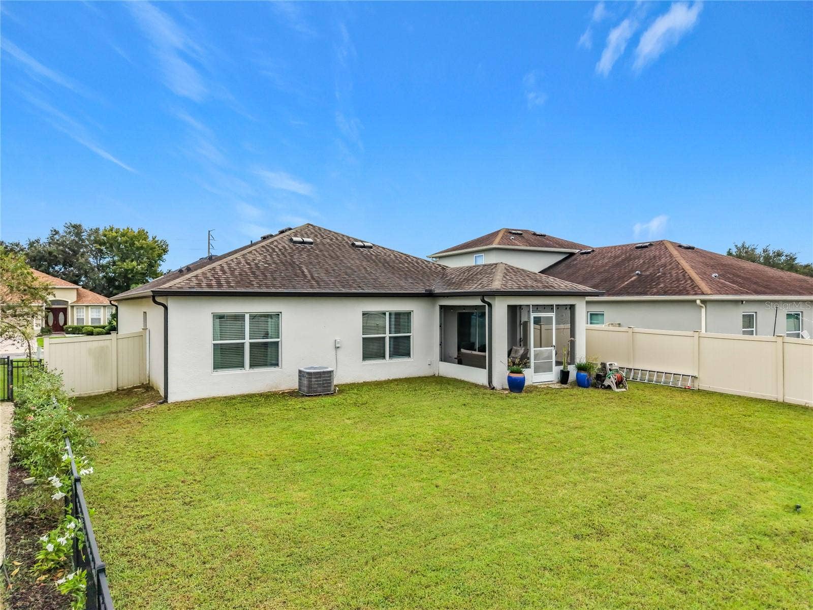 23648 COMPANERO DRIVE, Sorrento, FL 32776