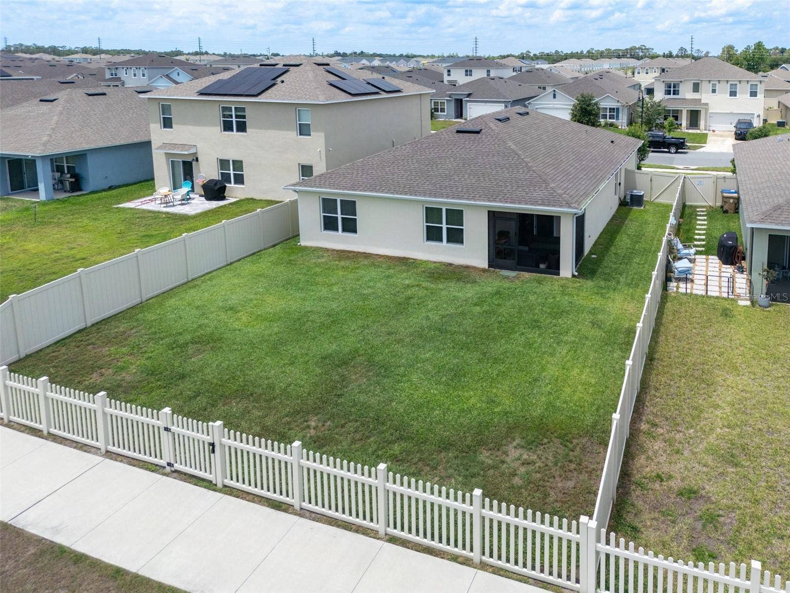 5634 WINONA DRIVE, St Cloud, FL 34771 5634 WINONA DRIVE, St Cloud, FL 34771