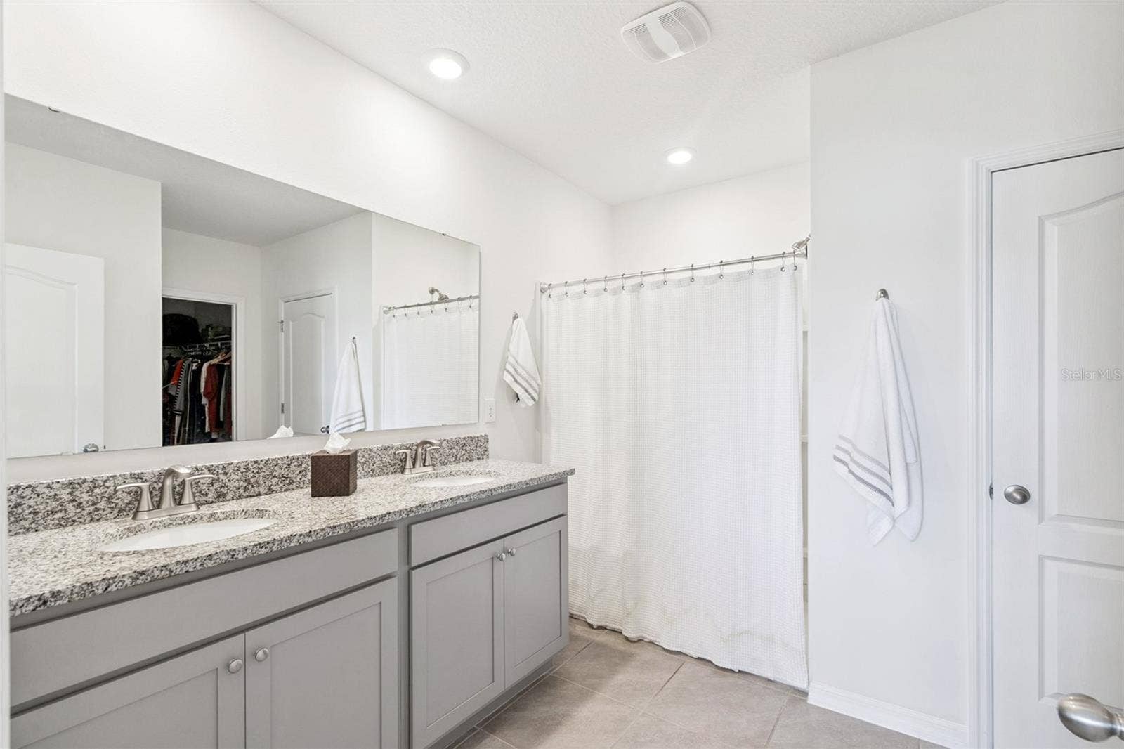 5634 WINONA DRIVE, St Cloud, FL 34771 5634 WINONA DRIVE, St Cloud, FL 34771