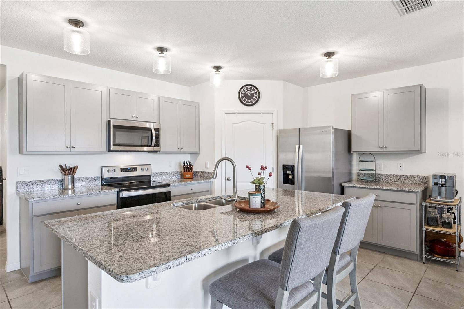 5634 WINONA DRIVE, St Cloud, FL 34771 5634 WINONA DRIVE, St Cloud, FL 34771