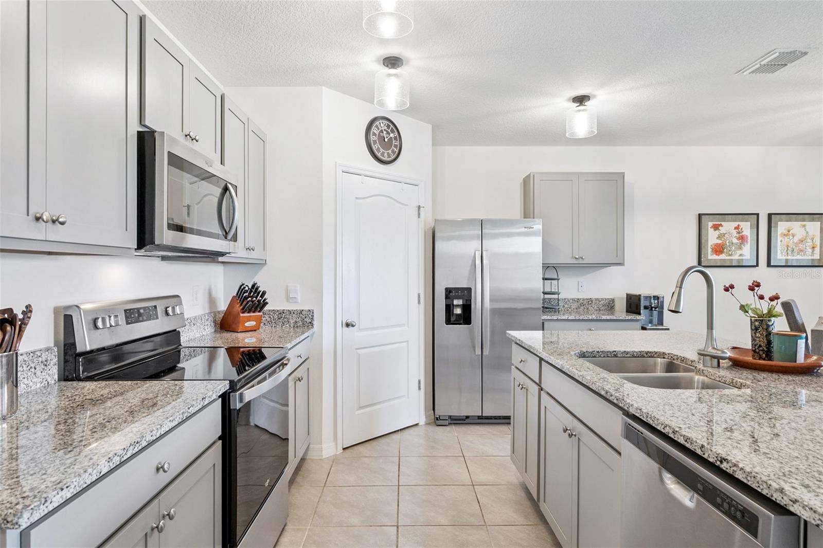 5634 WINONA DRIVE, St Cloud, FL 34771 5634 WINONA DRIVE, St Cloud, FL 34771