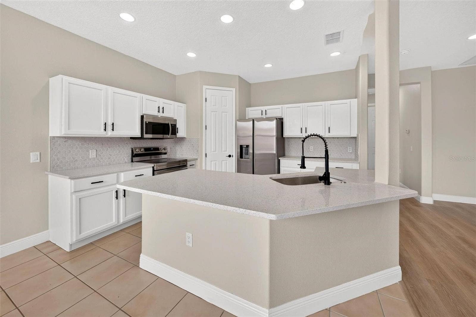 532 PASADENA PLACE, Poinciana, FL 34759