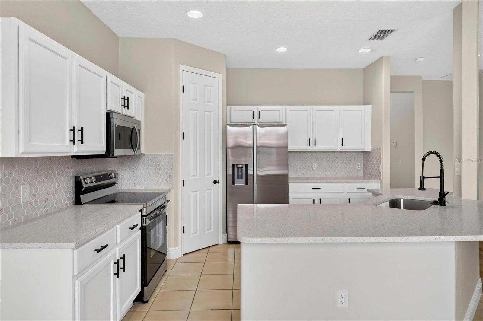 532 PASADENA PLACE, Poinciana, FL 34759