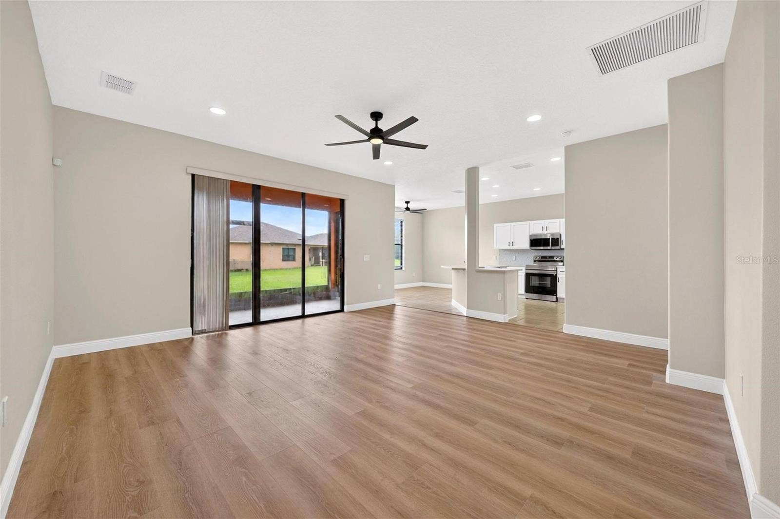 532 PASADENA PLACE, Poinciana, FL 34759
