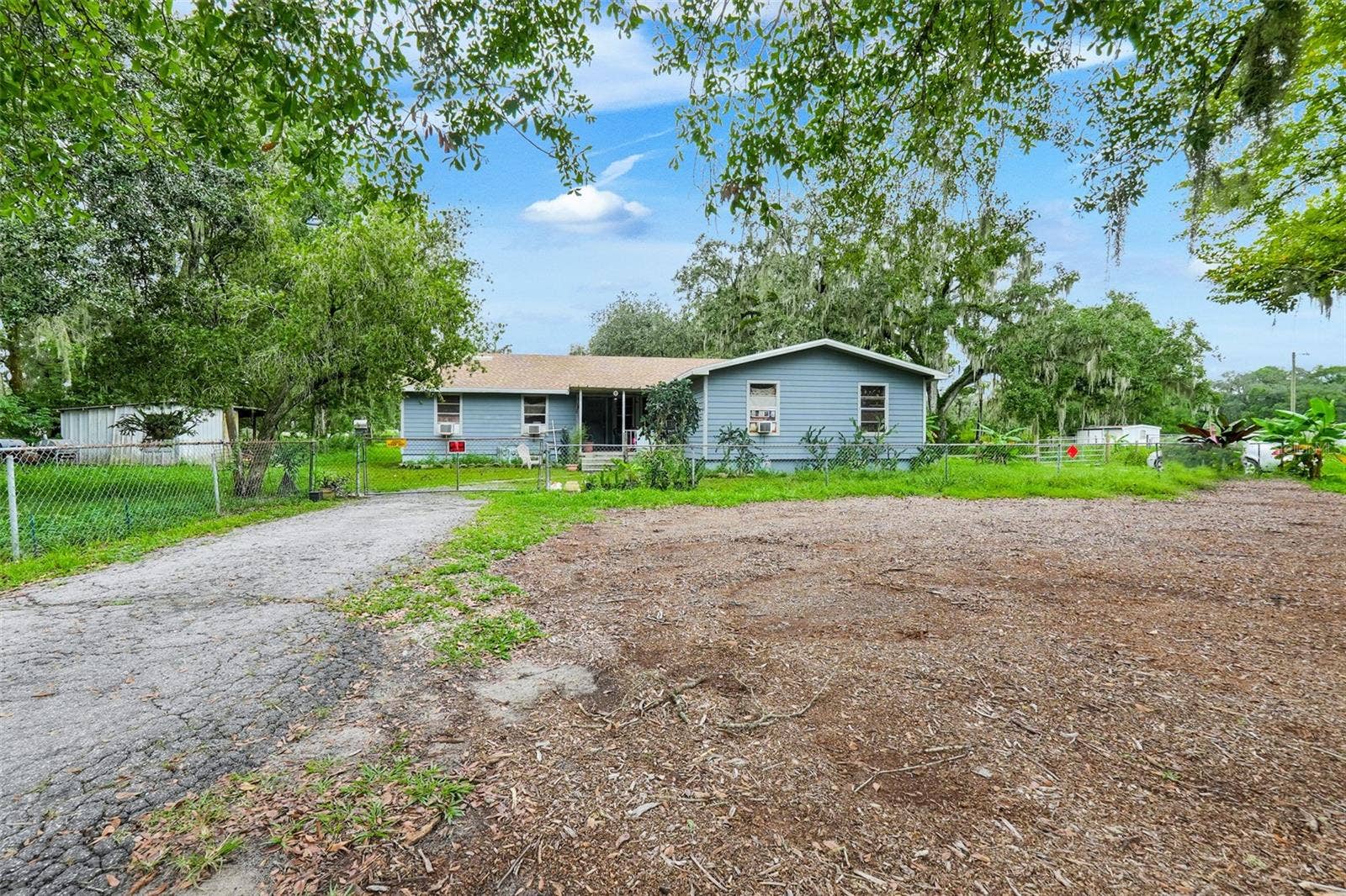 215 JOHN CARROLL ROAD E, Lakeland, FL 33801 215 JOHN CARROLL ROAD E, Lakeland, FL 33801