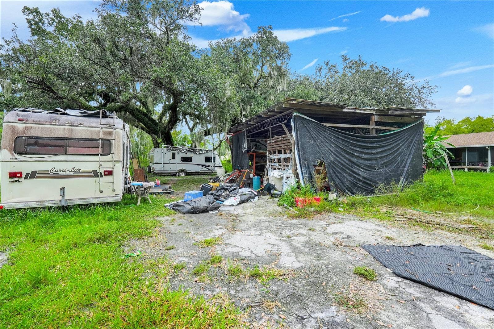 215 JOHN CARROLL ROAD E, Lakeland, FL 33801 215 JOHN CARROLL ROAD E, Lakeland, FL 33801