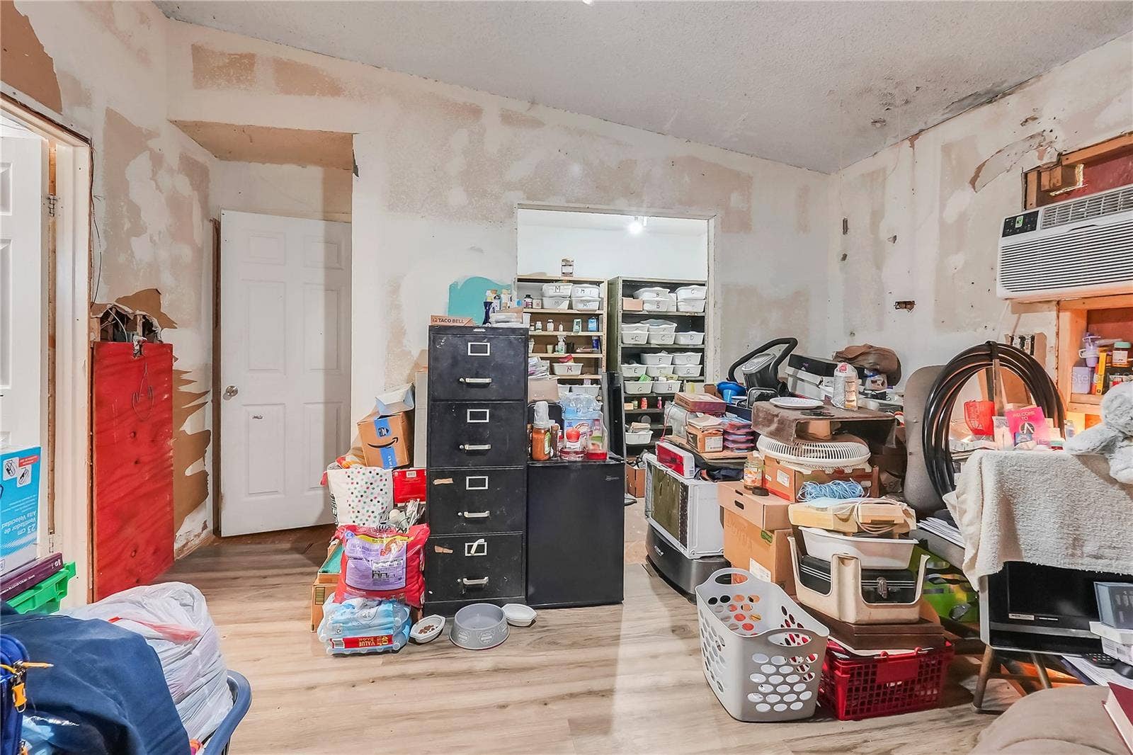 215 JOHN CARROLL ROAD E, Lakeland, FL 33801 215 JOHN CARROLL ROAD E, Lakeland, FL 33801