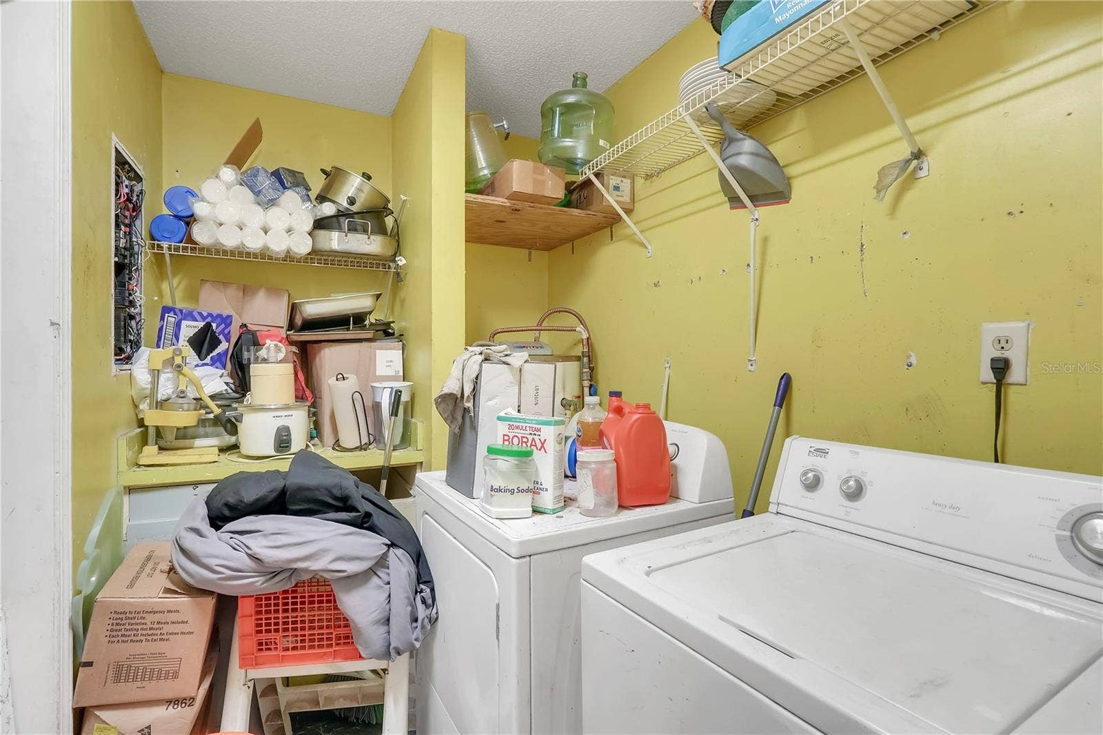215 JOHN CARROLL ROAD E, Lakeland, FL 33801 215 JOHN CARROLL ROAD E, Lakeland, FL 33801