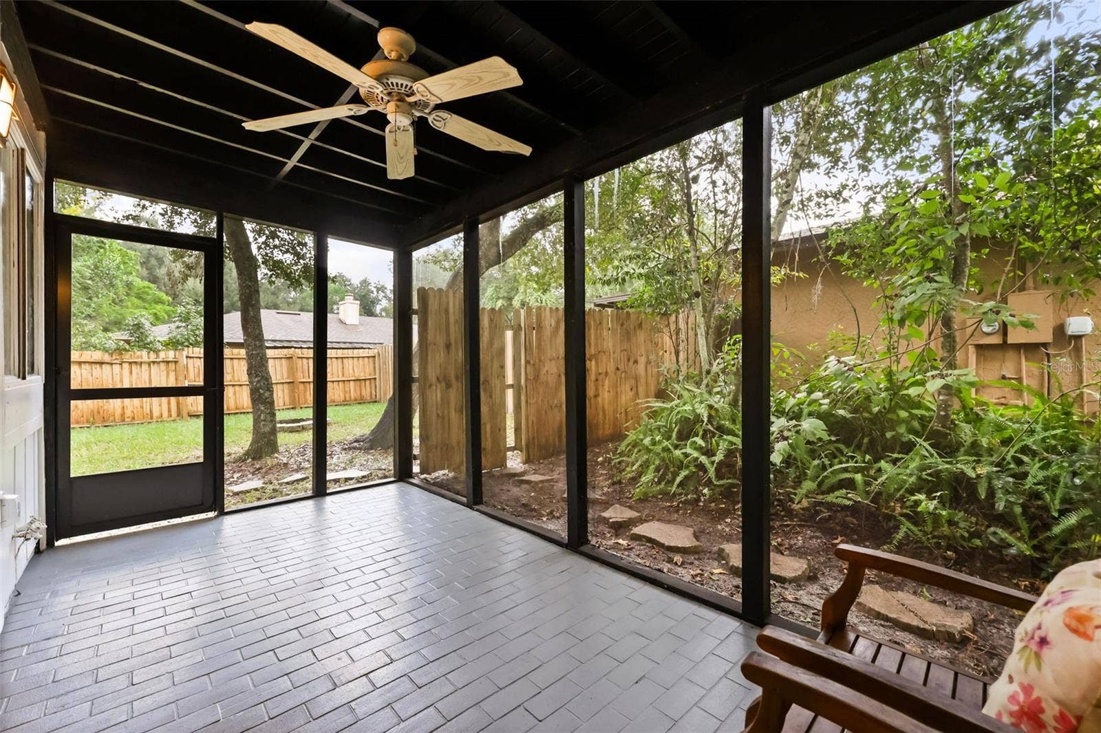 627 CLEARN COURT, Winter Springs, FL 32708 Porch off the kitchen