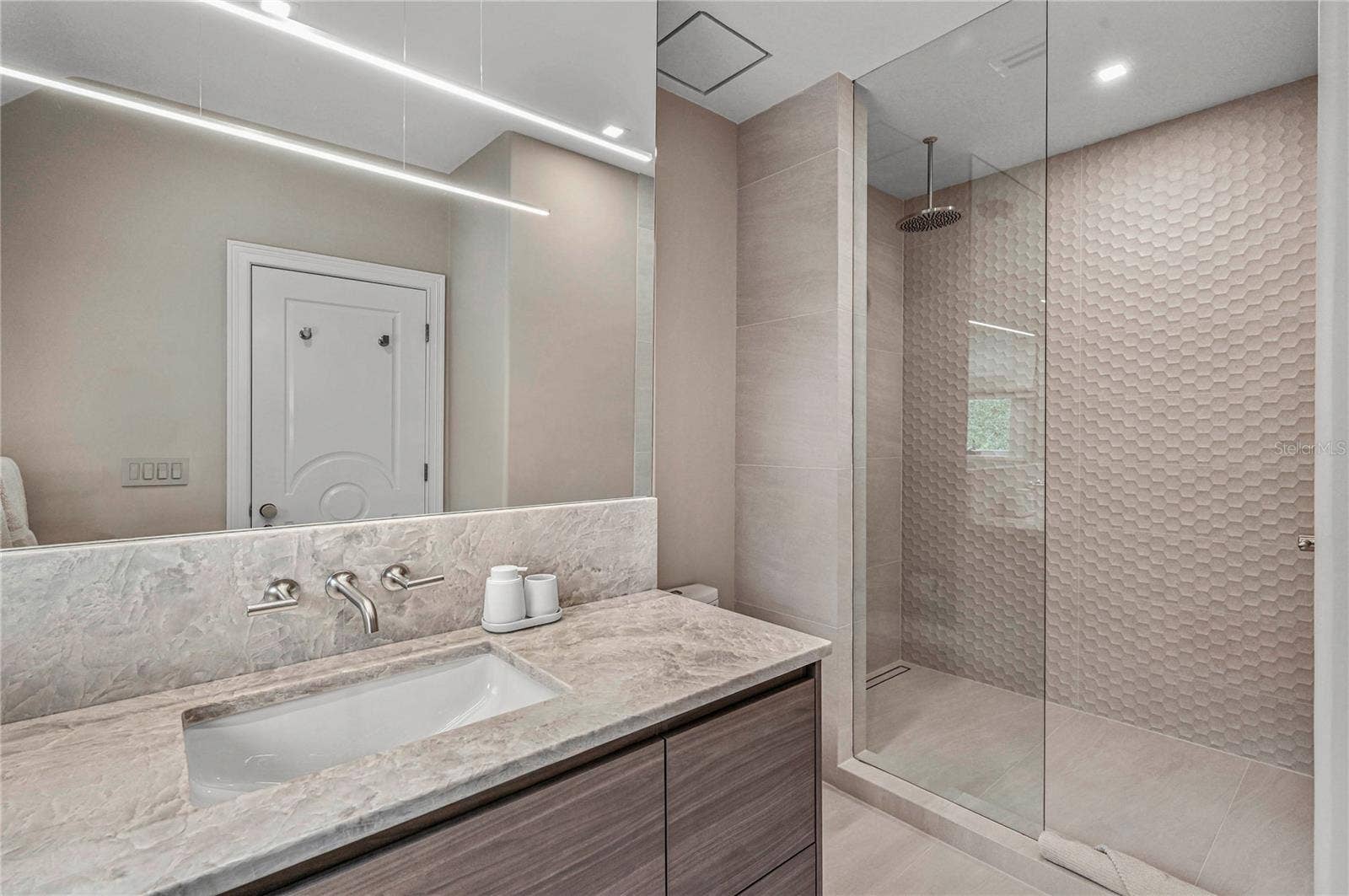1200 VIA SALERNO, Winter Park, FL 32789 1200 VIA SALERNO, Winter Park, FL 32789