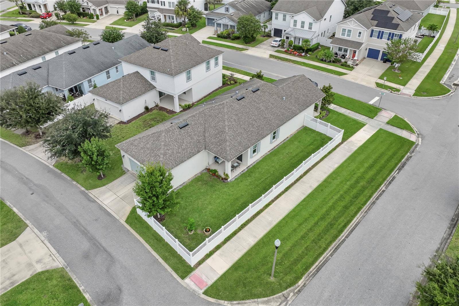 15302 HONEYBELL DRIVE, Winter Garden, FL 34787 15302 HONEYBELL DRIVE, Winter Garden, FL 34787