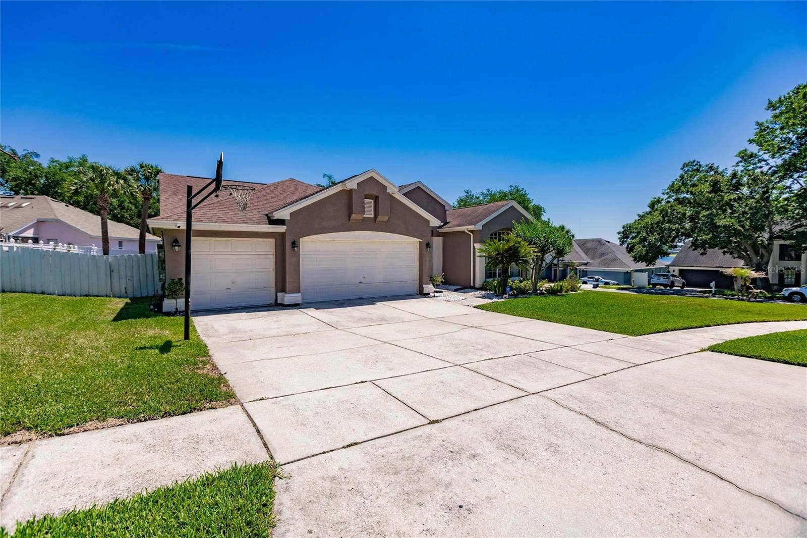 1361 OLYMPIA PARK CIRCLE, Ocoee, FL 34761 1361 OLYMPIA PARK CIRCLE, Ocoee, FL 34761
