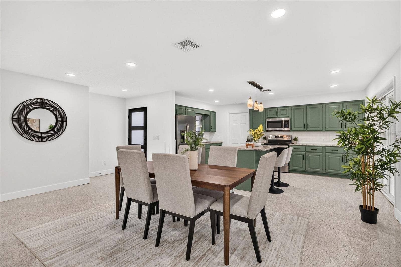 641 SHERWOOD DRIVE, Altamonte Springs, FL 32701 Dining room