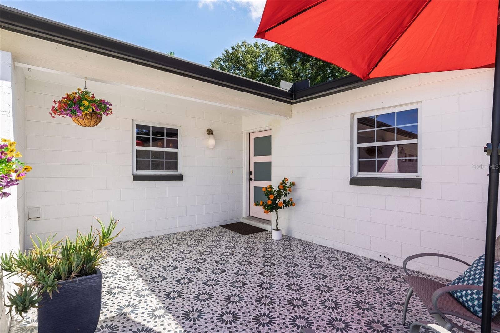 641 SHERWOOD DRIVE, Altamonte Springs, FL 32701 New patio tile