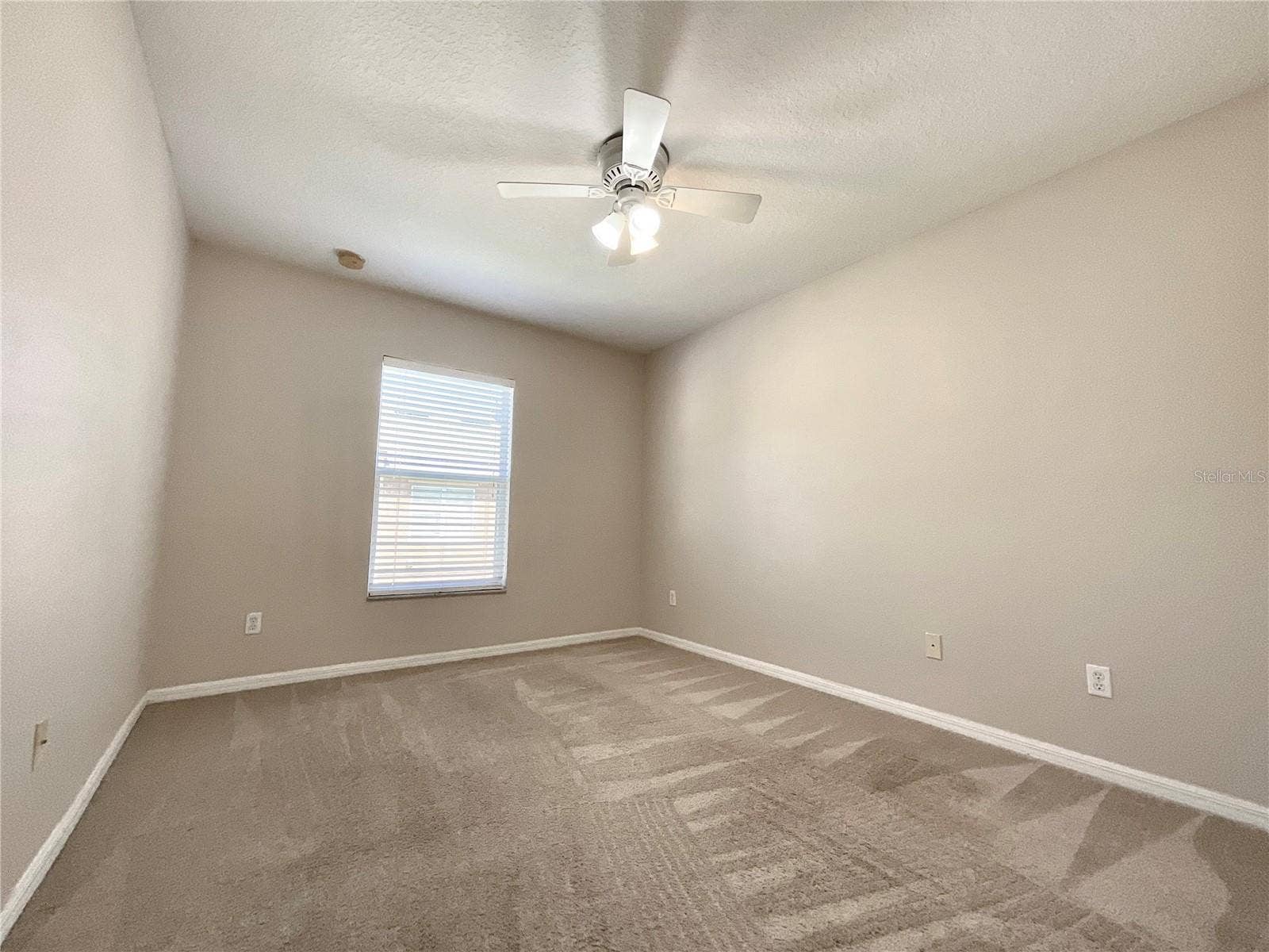 3820 SILVERBELL LOOP, Oviedo, FL 32765