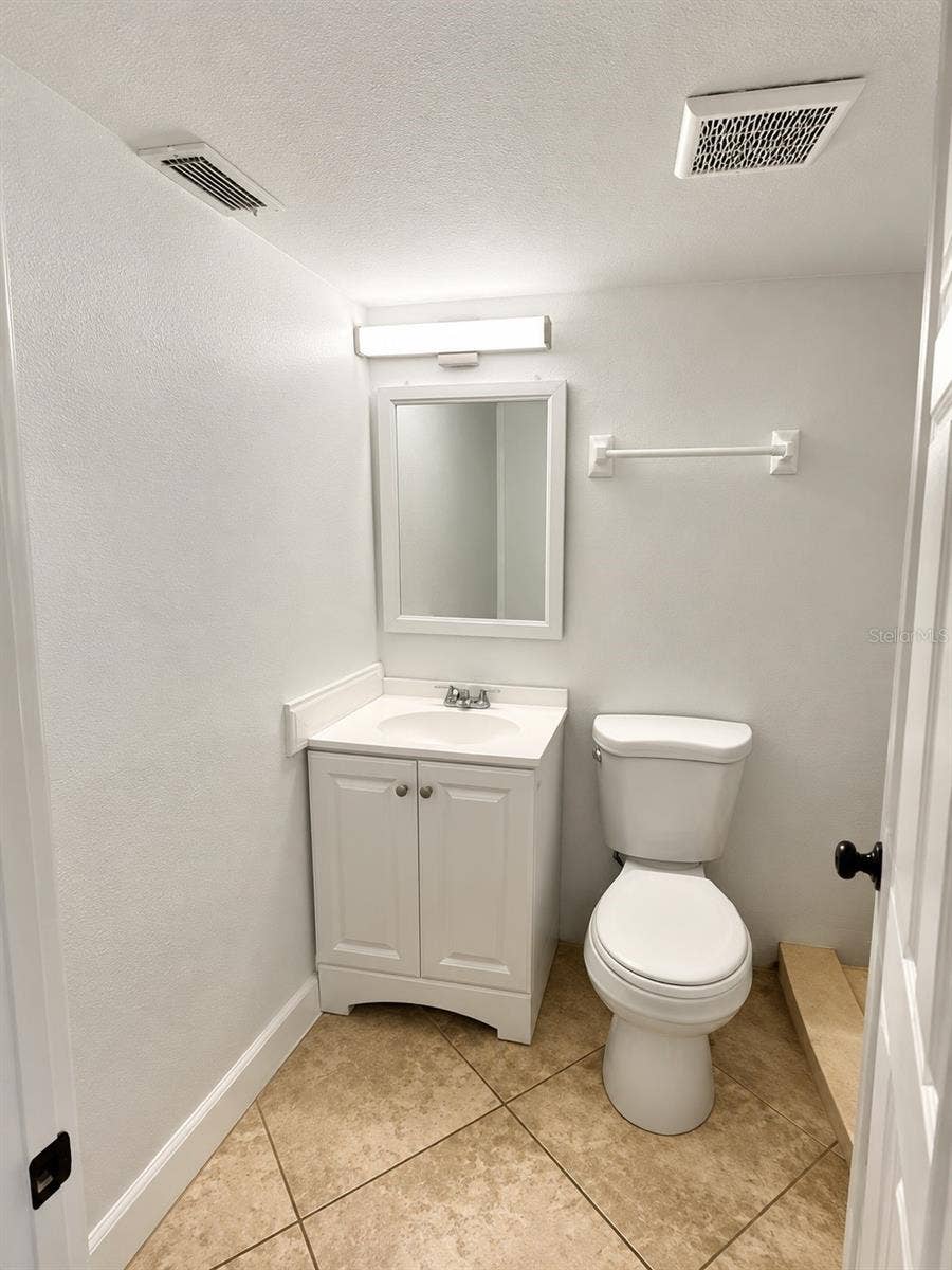 102 S PENINSULA DRIVE, #100, Daytona Beach, FL 32118 102 S PENINSULA DRIVE, #100, Daytona Beach, FL 32118