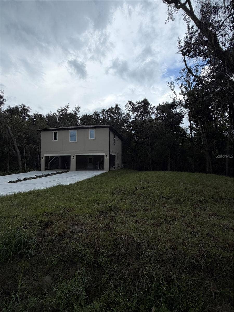 1784 LAKE HARNEY ROAD, Geneva, FL 32732