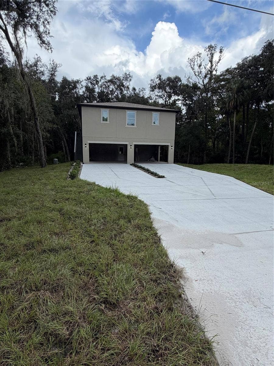 1784 LAKE HARNEY ROAD, Geneva, FL 32732
