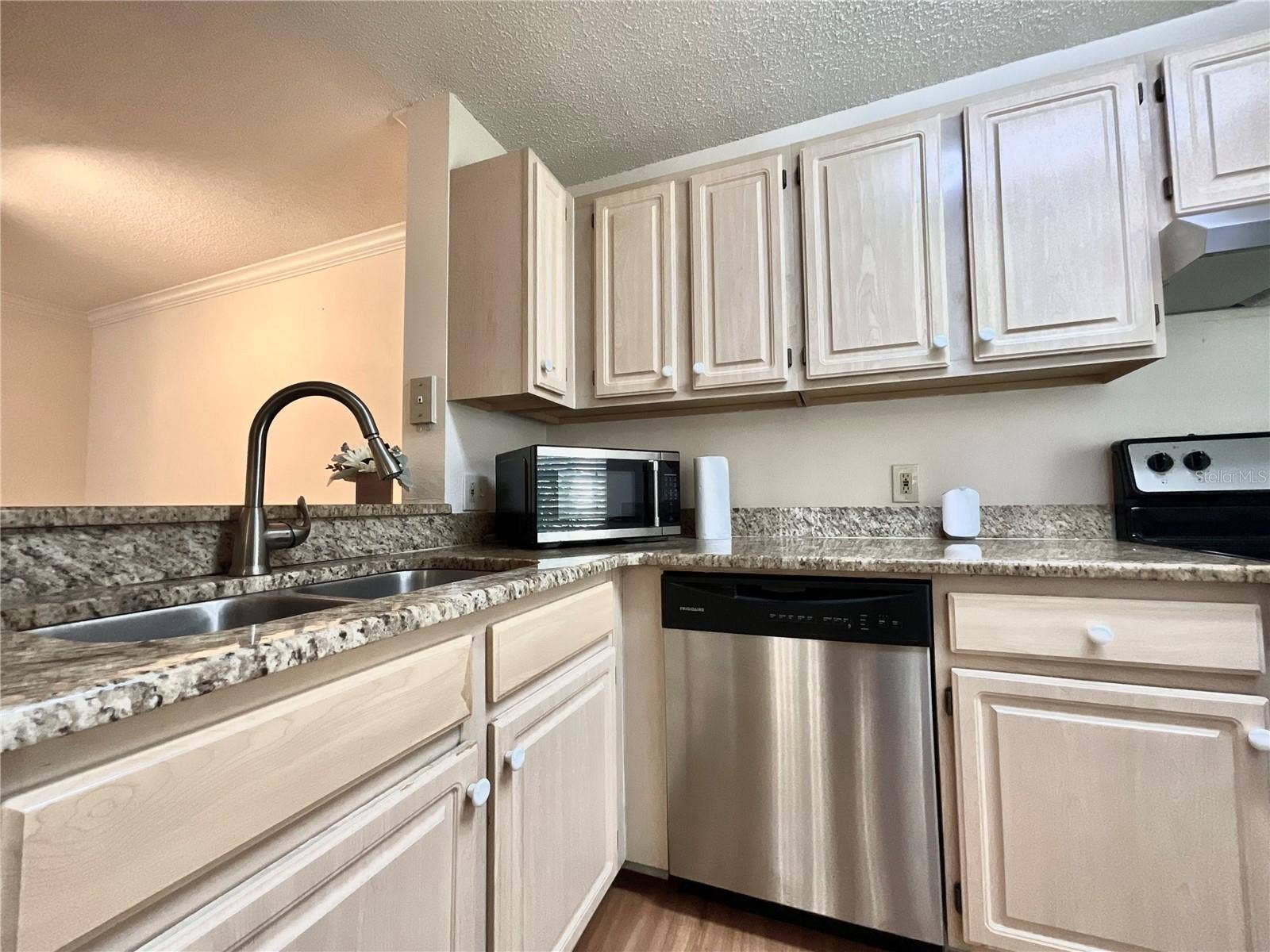 1930 SUMMER CLUB DRIVE, #202, Oviedo, FL 32765