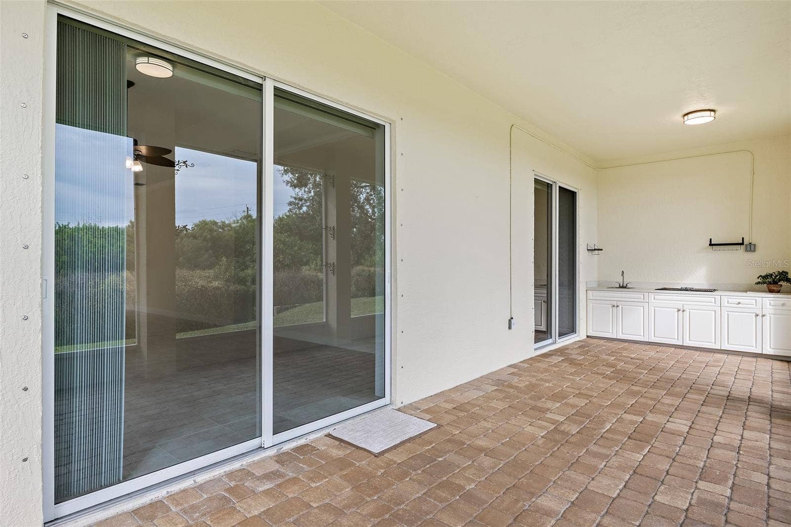 Spacious Patio