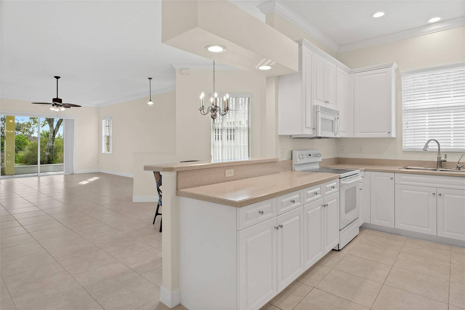 Open Kitchen