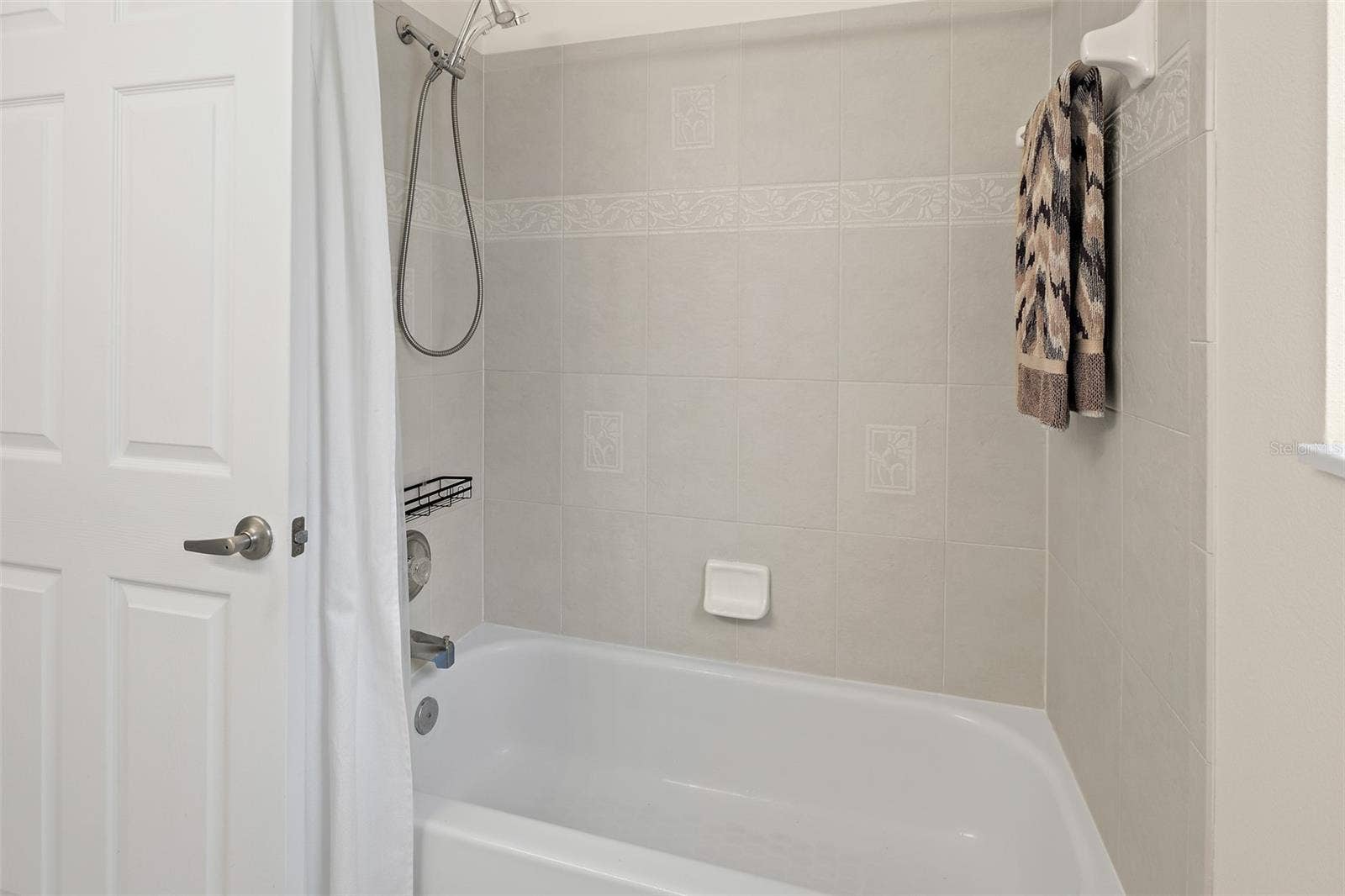 Shower with Tub