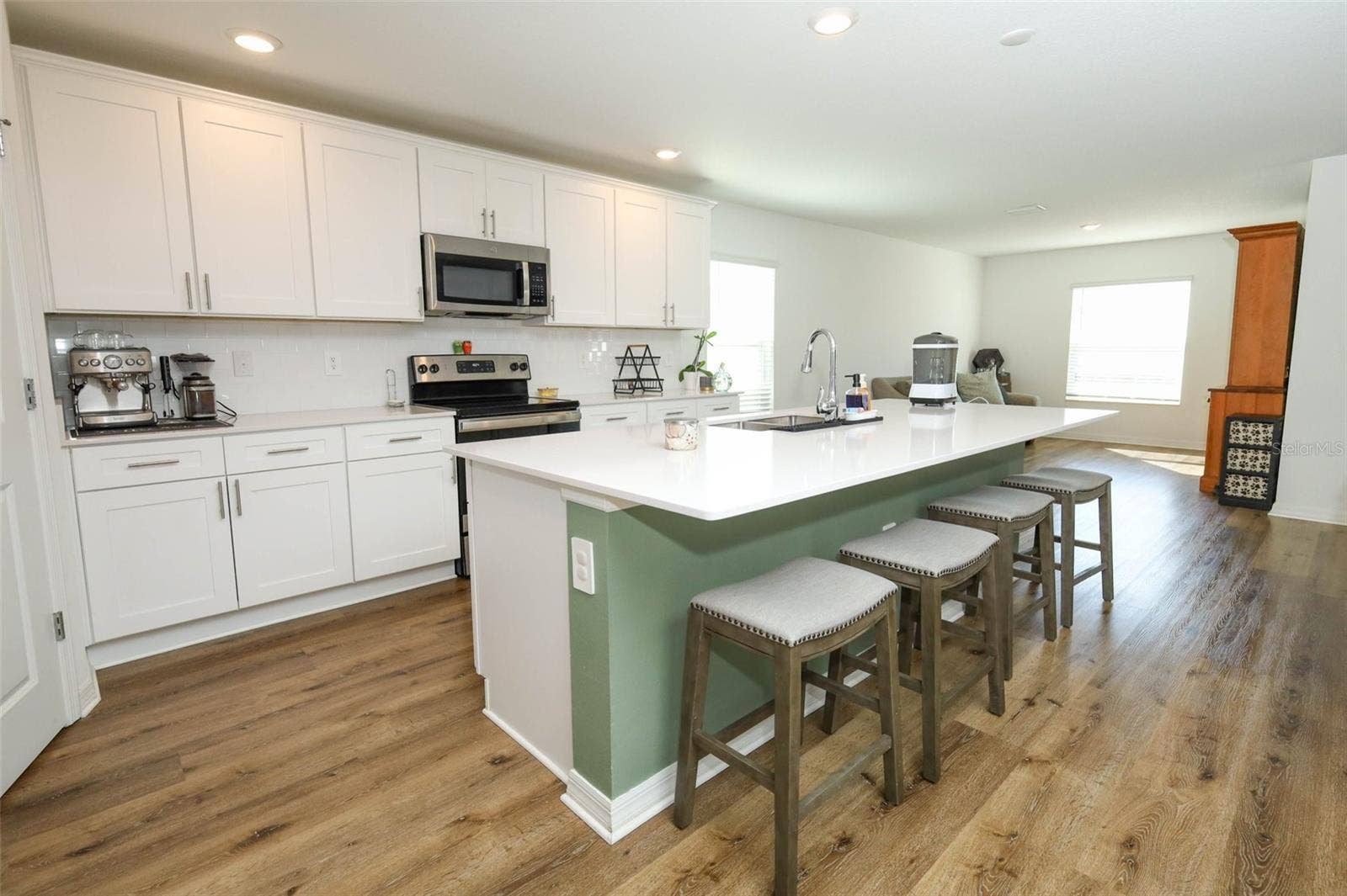 5325 RED CORAL CIRCLE, Mount Dora, FL 32757