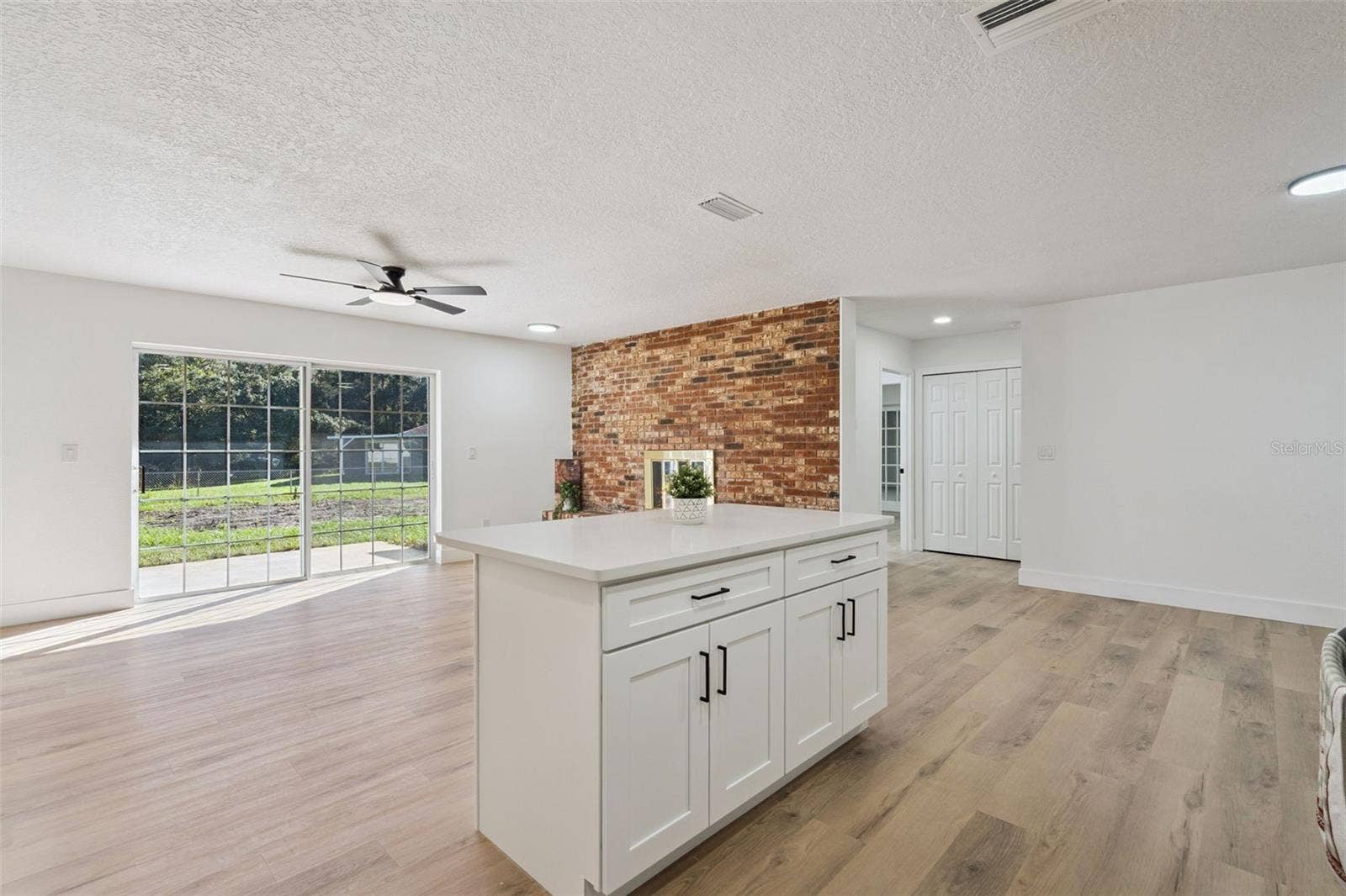 5665 E SHADY ACRES DRIVE, Inverness, FL 34453 5665 E SHADY ACRES DRIVE, Inverness, FL 34453