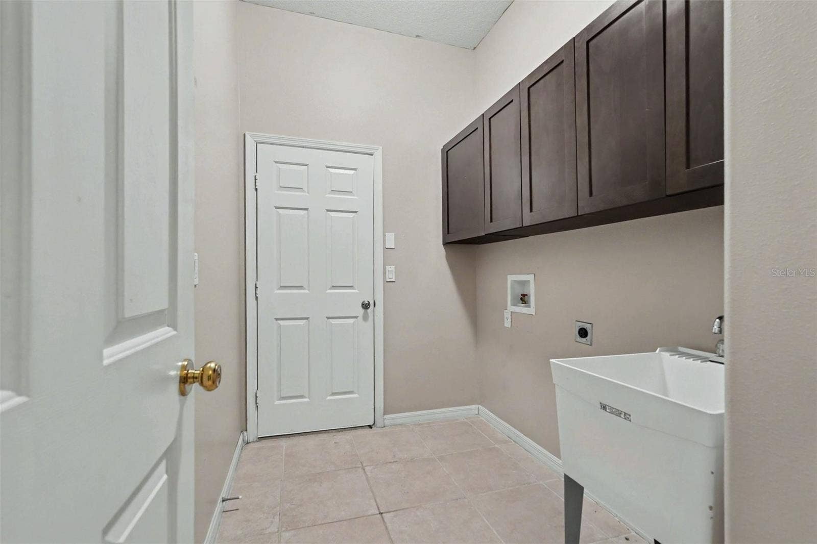 27722 SUGAR LOAF DRIVE, Wesley Chapel, FL 33544 27722 SUGAR LOAF DRIVE, Wesley Chapel, FL 33544