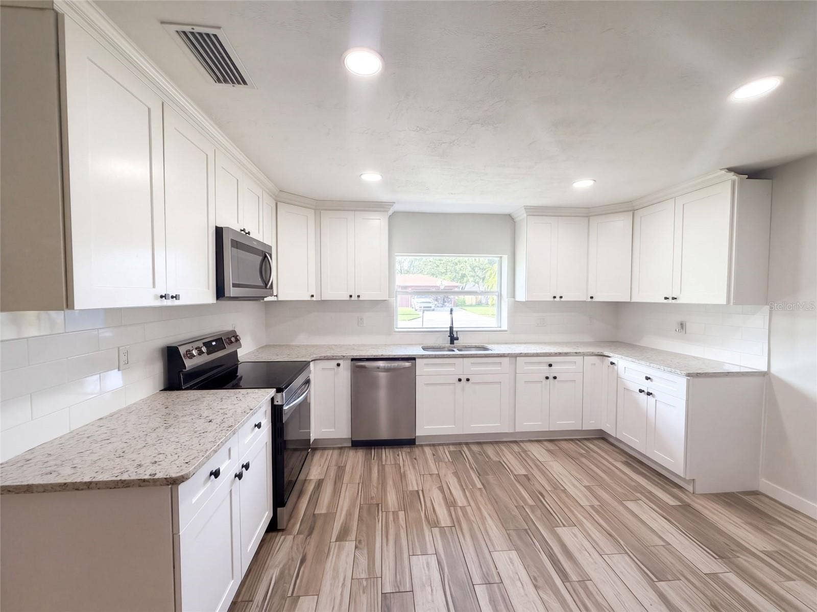789 LITTLE PINE DRIVE, South Daytona, FL 32119