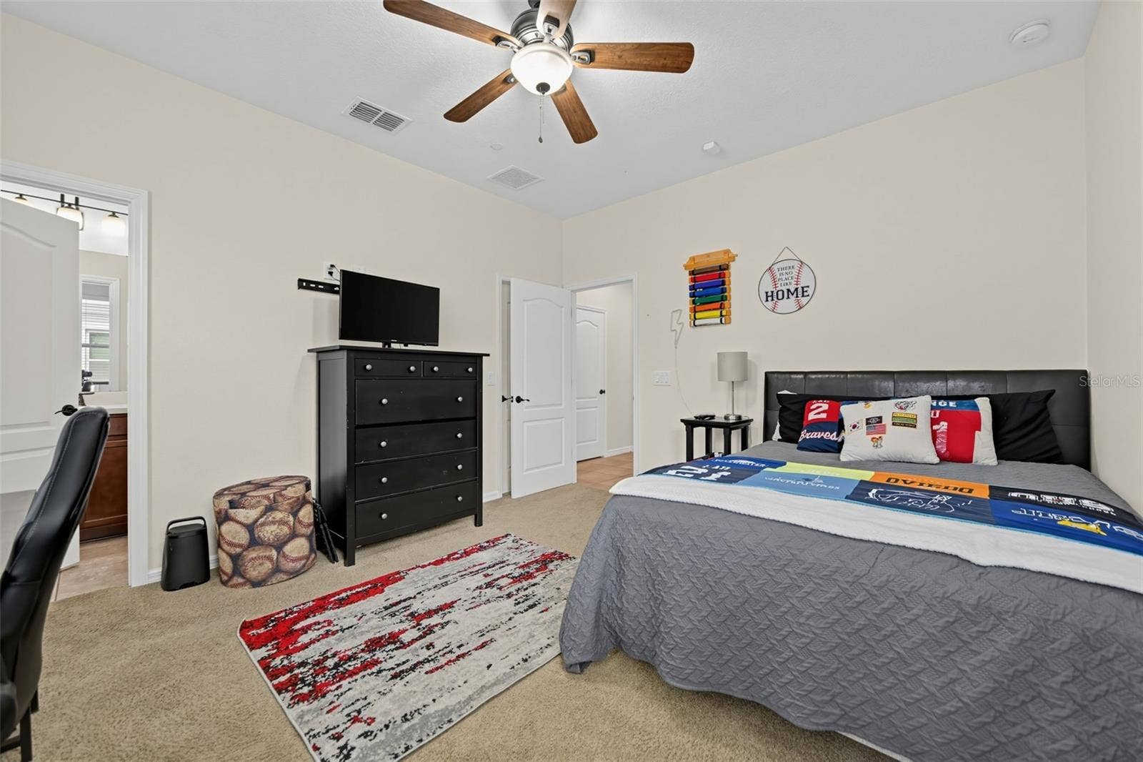 885 TARAMUNDI DRIVE, Oviedo, FL 32765 885 TARAMUNDI DRIVE, Oviedo, FL 32765