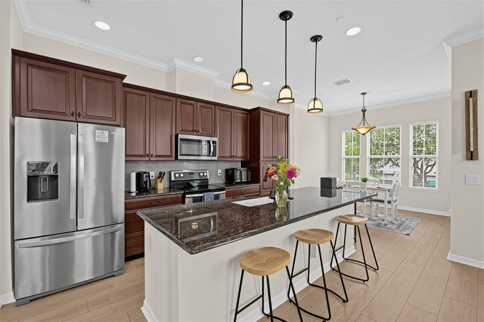 885 TARAMUNDI DRIVE, Oviedo, FL 32765 885 TARAMUNDI DRIVE, Oviedo, FL 32765