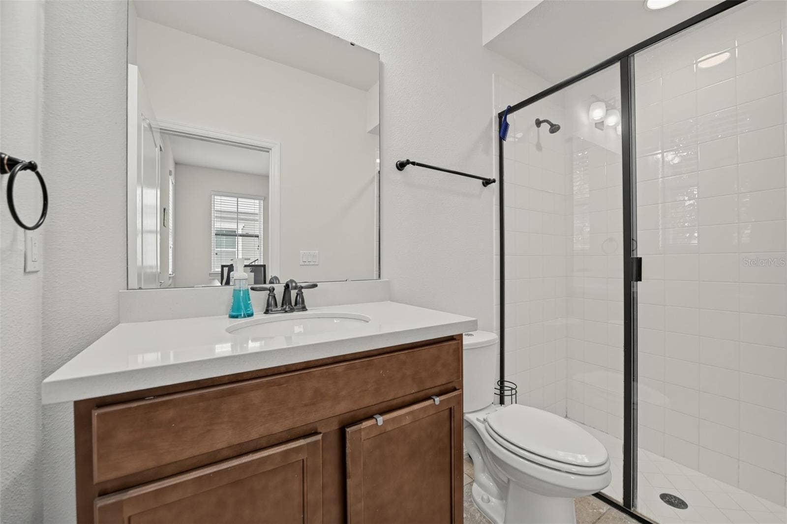 885 TARAMUNDI DRIVE, Oviedo, FL 32765 885 TARAMUNDI DRIVE, Oviedo, FL 32765