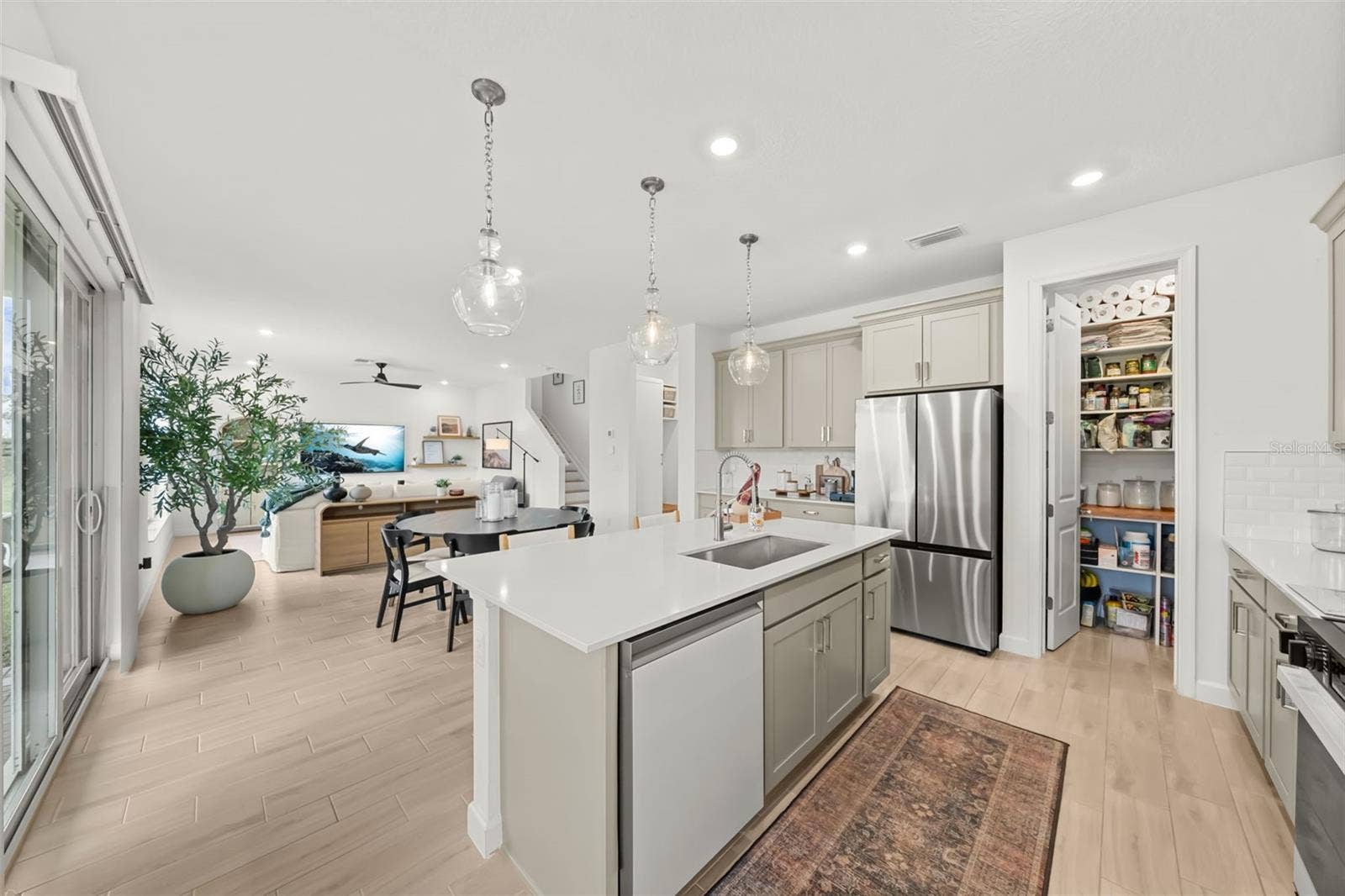 660 VERIDIAN CIRCLE NW, Palm Bay, FL 32907 660 VERIDIAN CIRCLE NW, Palm Bay, FL 32907