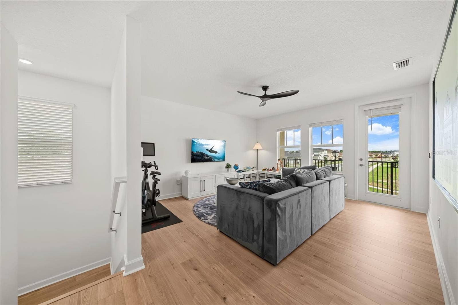 660 VERIDIAN CIRCLE NW, Palm Bay, FL 32907 660 VERIDIAN CIRCLE NW, Palm Bay, FL 32907