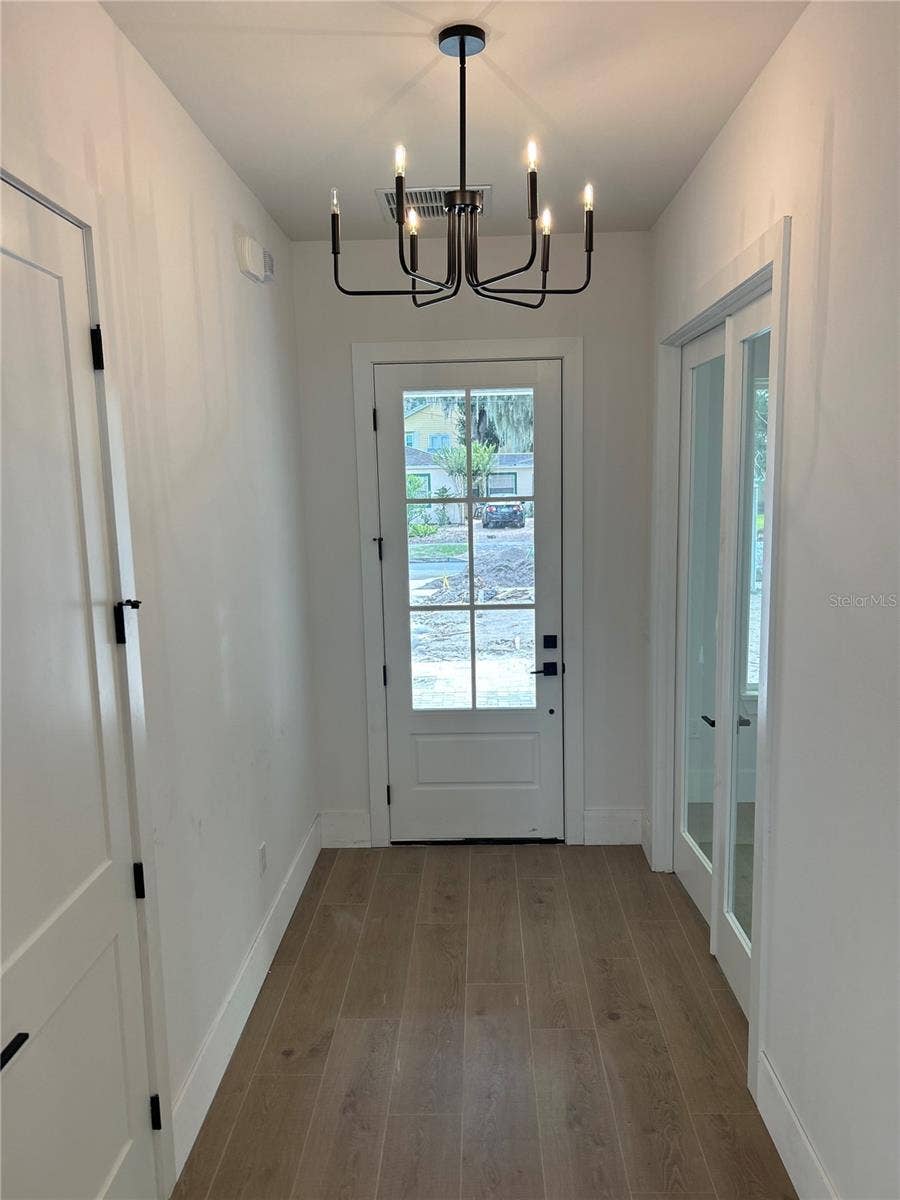 1830 LAKE SUE DRIVE, Orlando, FL 32803 1830 LAKE SUE DRIVE, Orlando, FL 32803