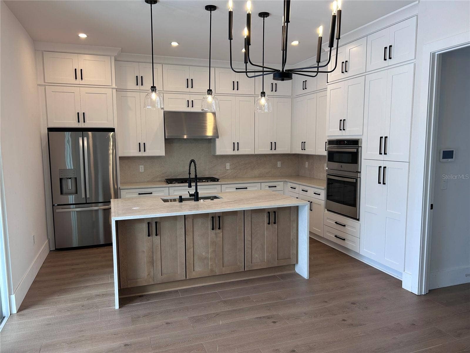 1830 LAKE SUE DRIVE, Orlando, FL 32803 1830 LAKE SUE DRIVE, Orlando, FL 32803