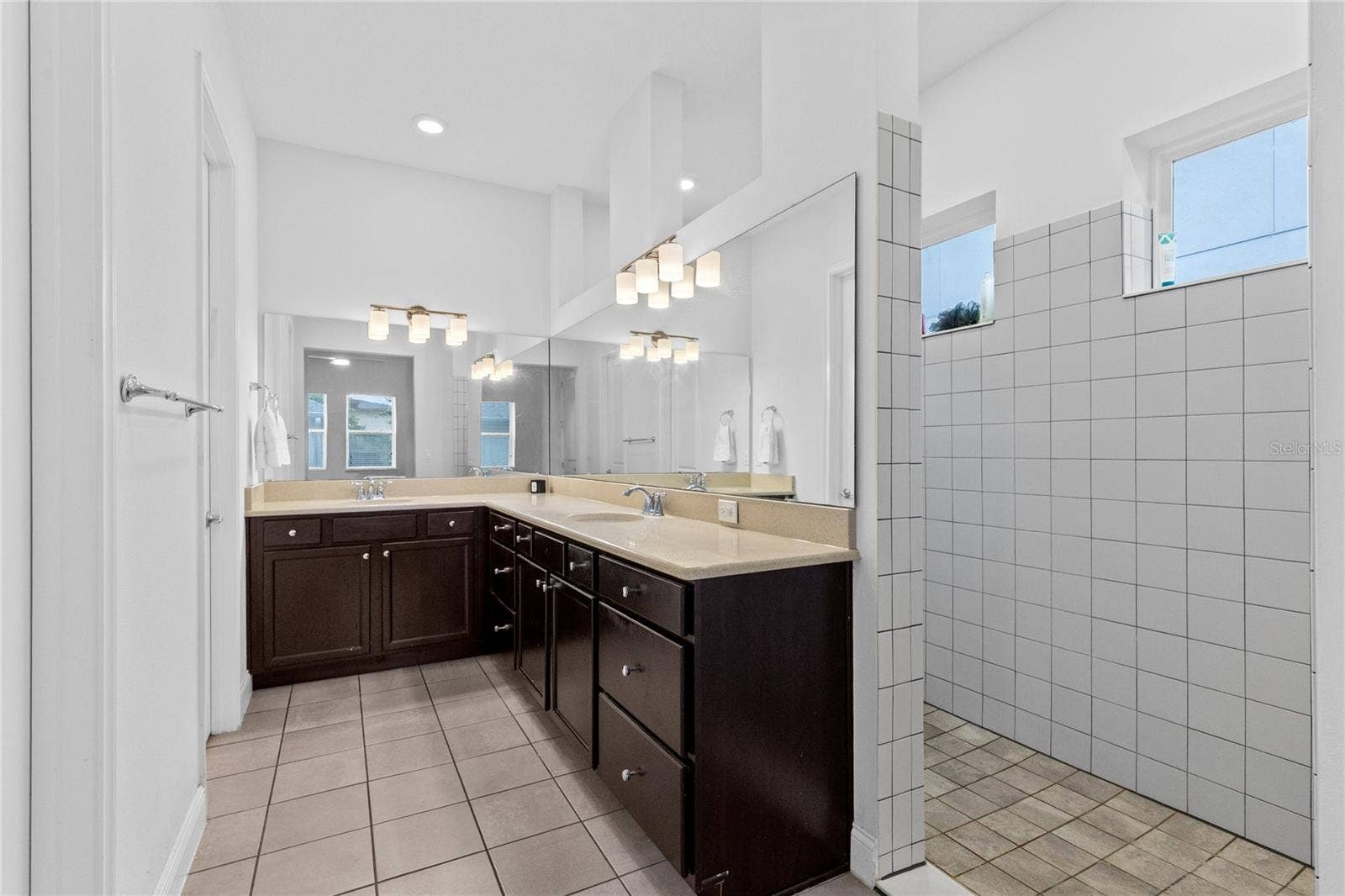 13345 BEEBE ALLEY, Orlando, FL 32827 Primary Bath.