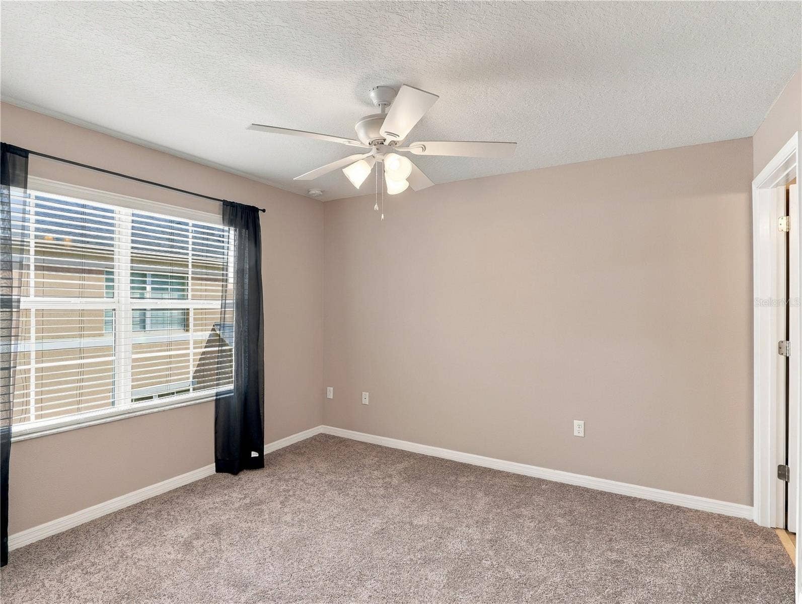 242 CARINA CIRCLE, Sanford, FL 32773 242 CARINA CIRCLE, Sanford, FL 32773