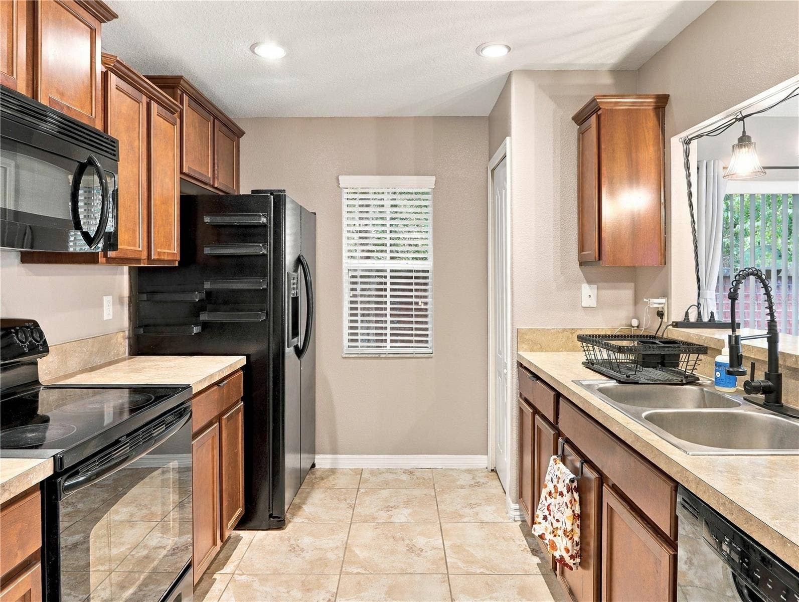 242 CARINA CIRCLE, Sanford, FL 32773 242 CARINA CIRCLE, Sanford, FL 32773