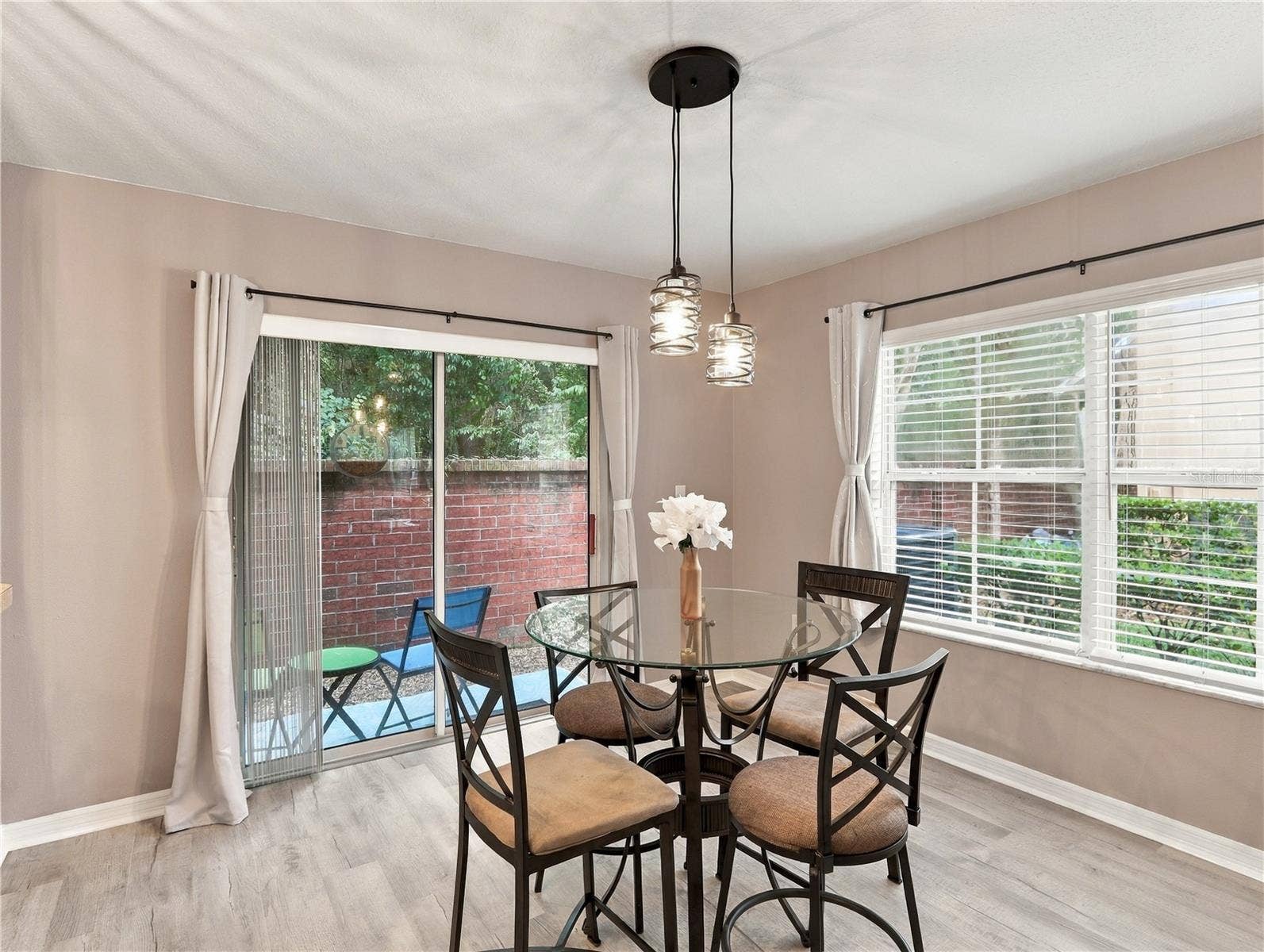 242 CARINA CIRCLE, Sanford, FL 32773 242 CARINA CIRCLE, Sanford, FL 32773