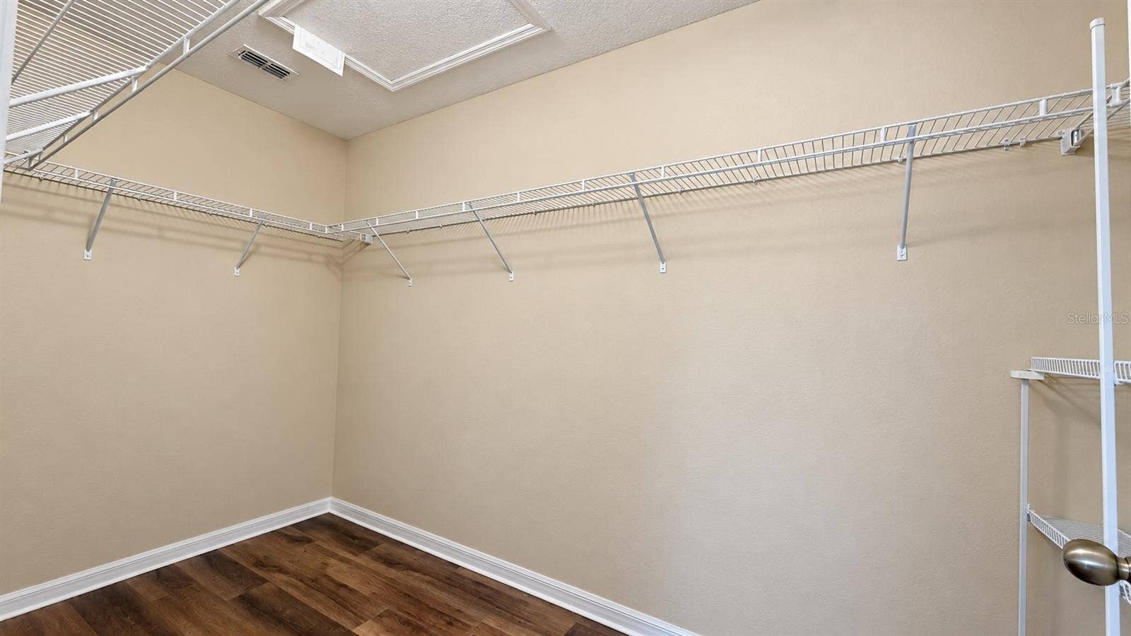 5209 ALLIGATOR FLAG LANE, Orlando, FL 32811