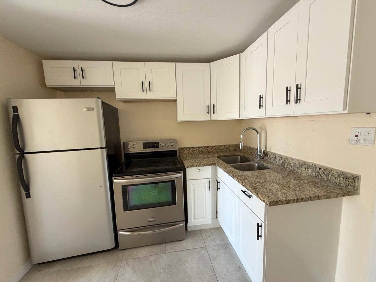 613 PLATEAU AVENUE, Lakeland, FL 33815 613 PLATEAU AVENUE, Lakeland, FL 33815