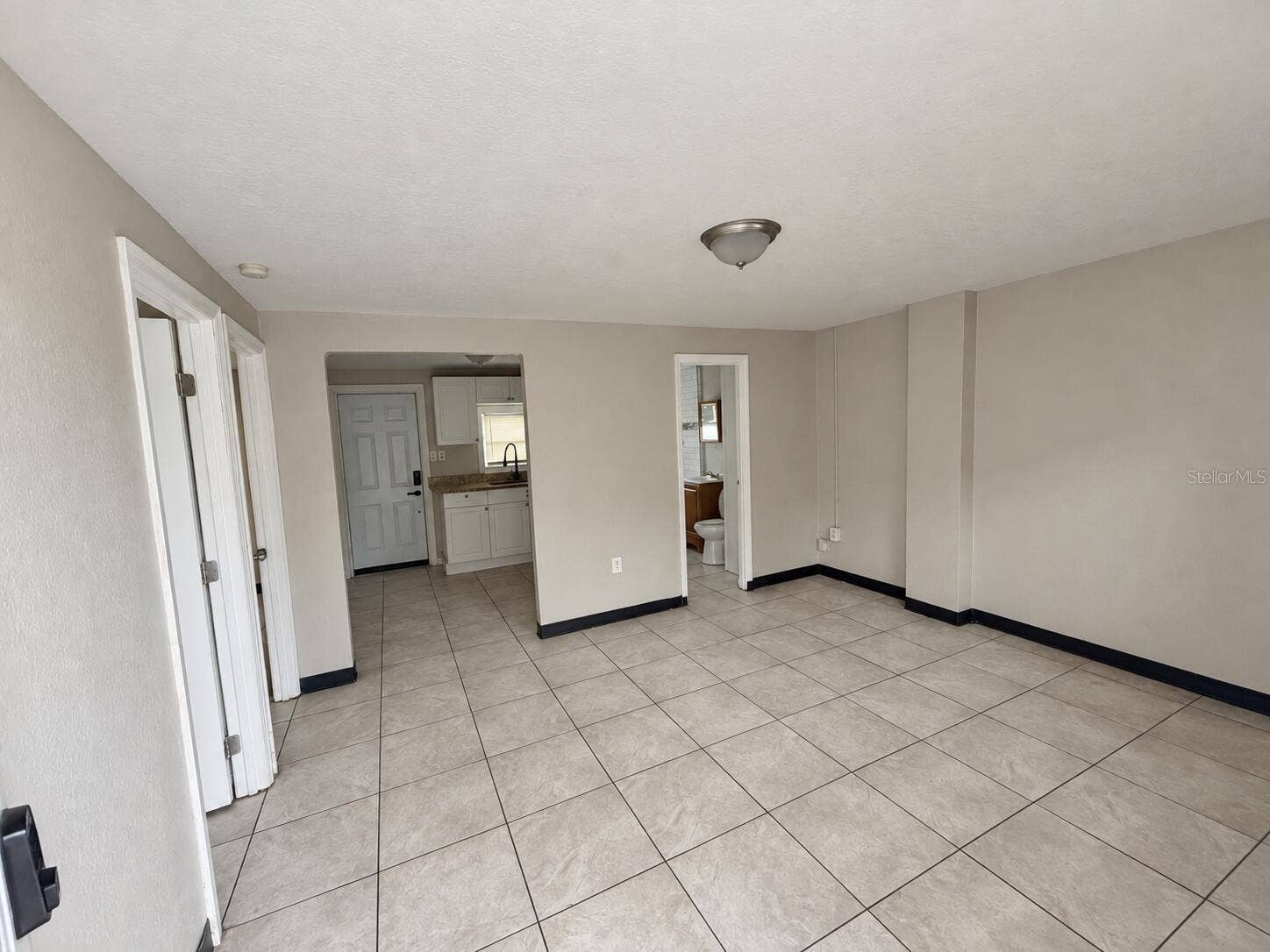 613 PLATEAU AVENUE, Lakeland, FL 33815 613 PLATEAU AVENUE, Lakeland, FL 33815