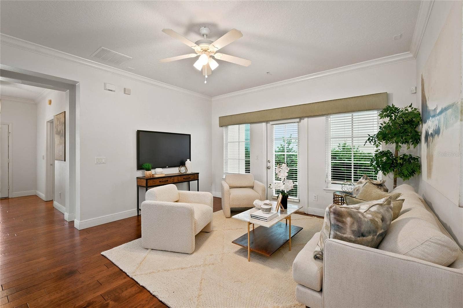 5326 CHATAS LANE, Orlando, FL 32814 5326 CHATAS LANE, Orlando, FL 32814