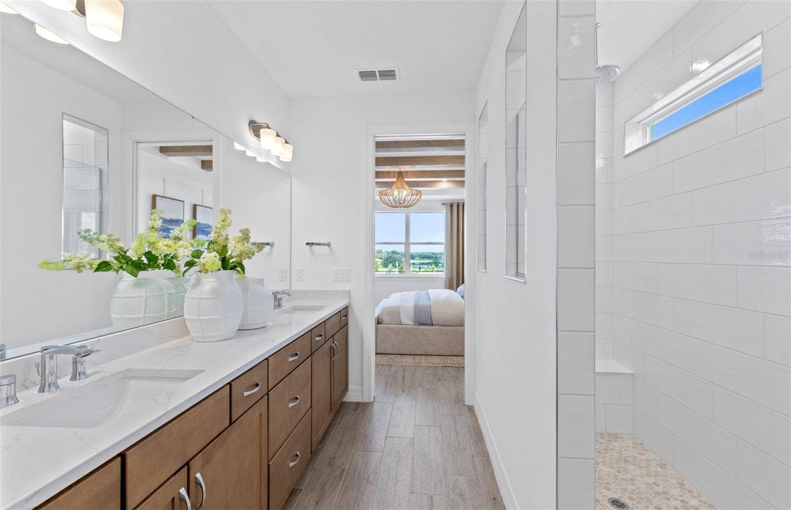 2579 CLEAR NIGHT AVENUE, Kissimmee, FL 34744 Model Home Design Only. Pictures and furnishings are for illustrative purposes only. Elevations, colors and options may vary. Furniture is for model home staging only.