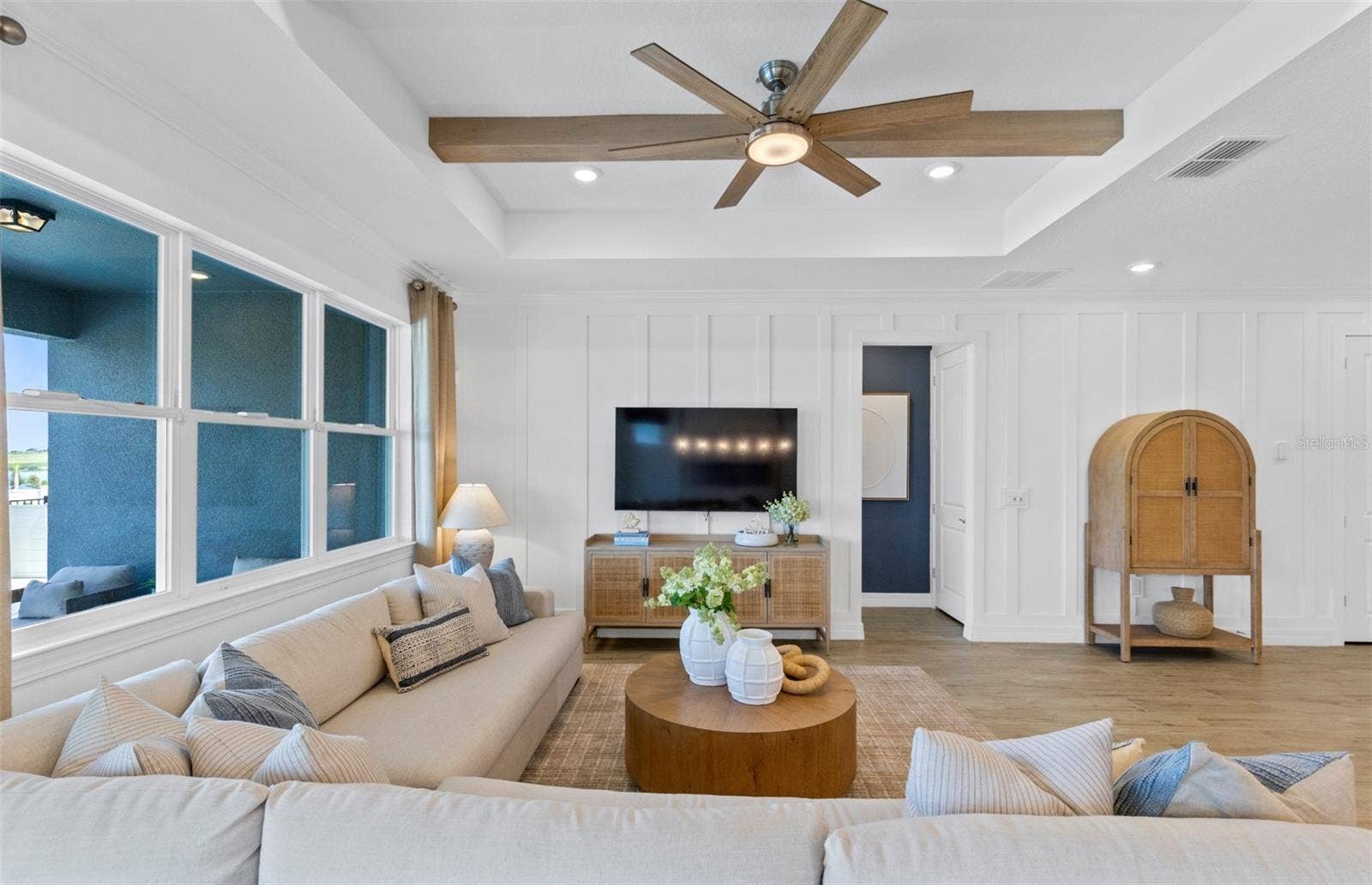 2579 CLEAR NIGHT AVENUE, Kissimmee, FL 34744 Model Home Design Only. Pictures and furnishings are for illustrative purposes only. Elevations, colors and options may vary. Furniture is for model home staging only.