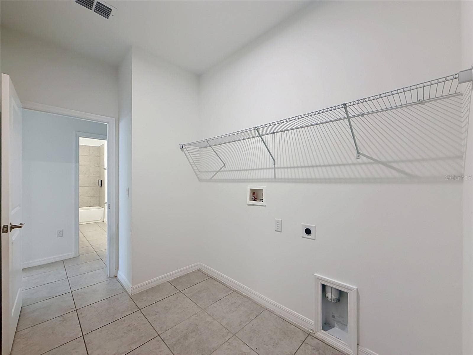 418 QUAYSIDE AVE AVENUE, Mascotte, FL 34753