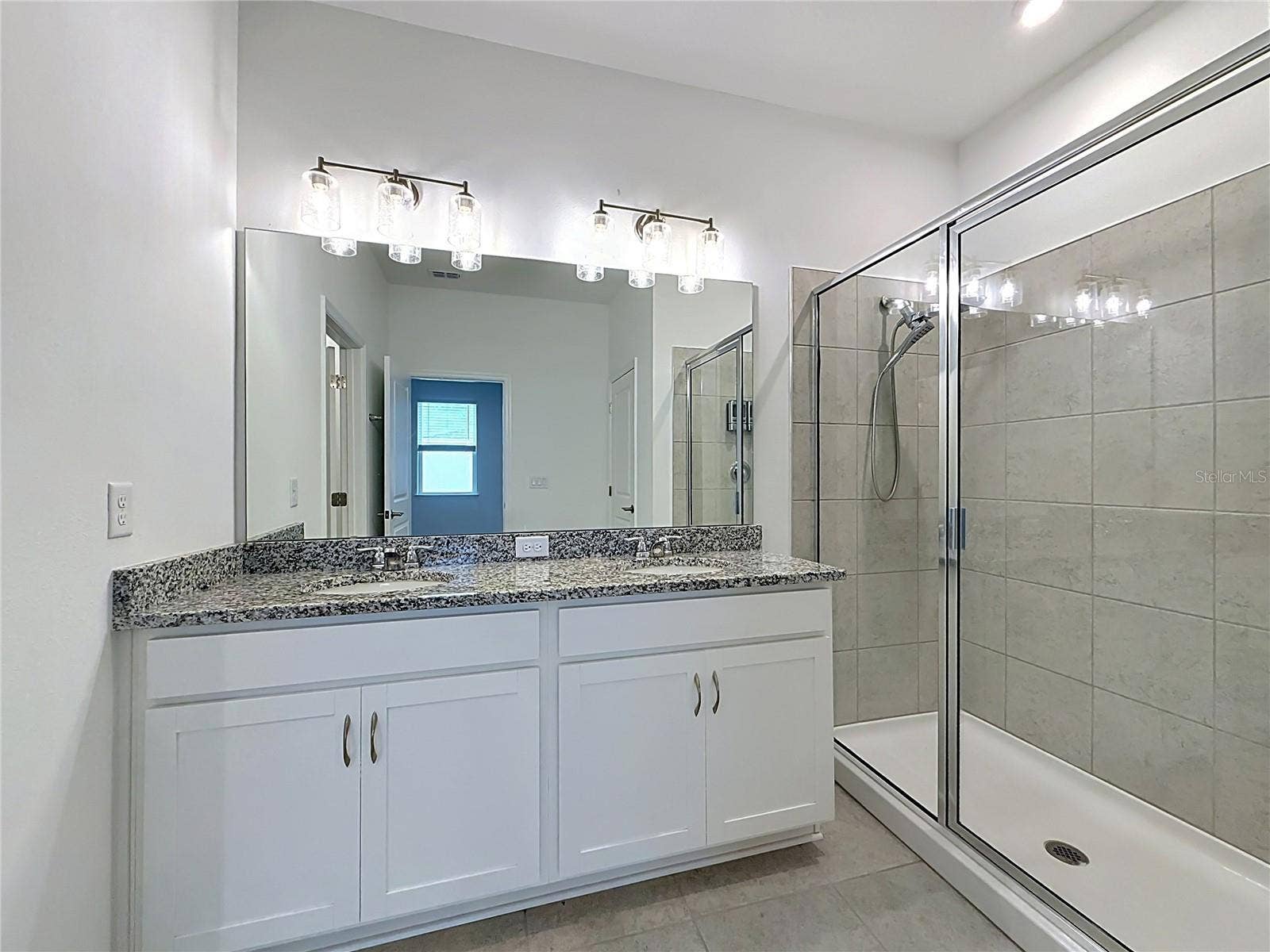 418 QUAYSIDE AVE AVENUE, Mascotte, FL 34753