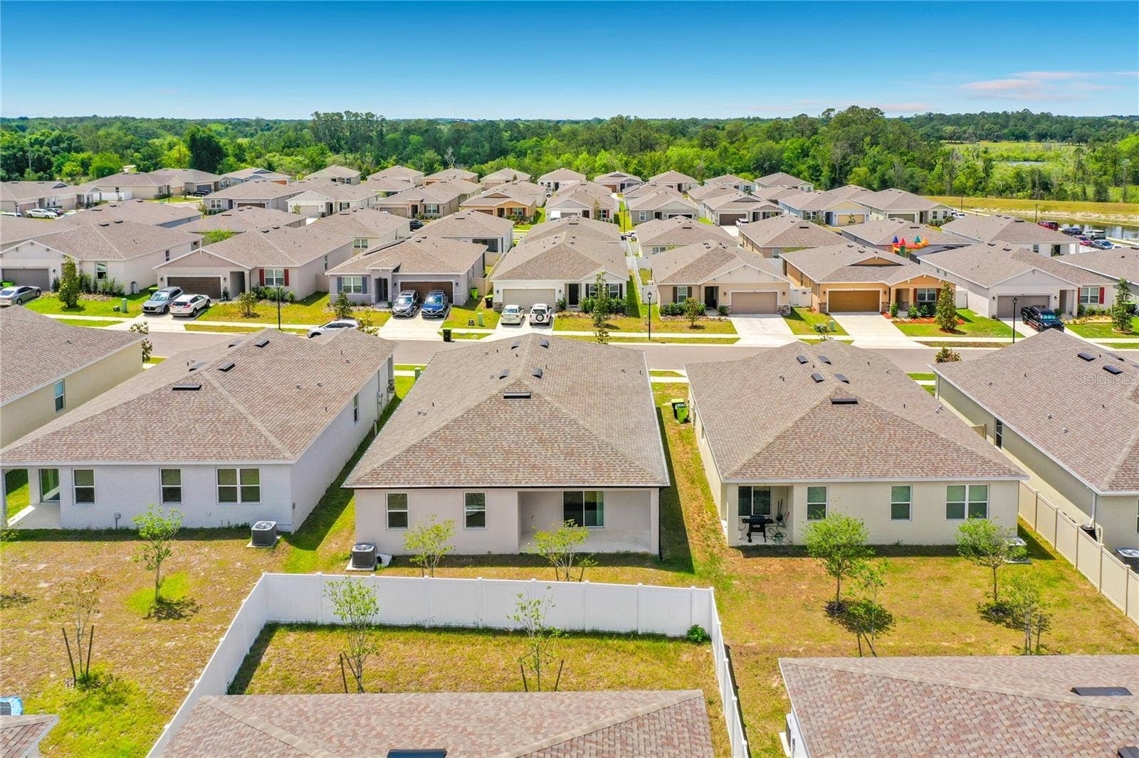 418 QUAYSIDE AVE AVENUE, Mascotte, FL 34753
